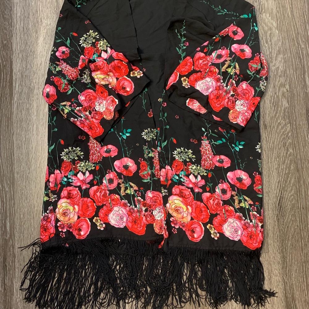 Black Floral Fringe Kimono